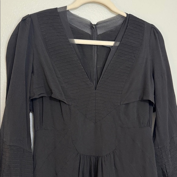 Gucci V Neck Long Sleeve Silk & Acetate Mini Dress in Black - Picture 9 of 11